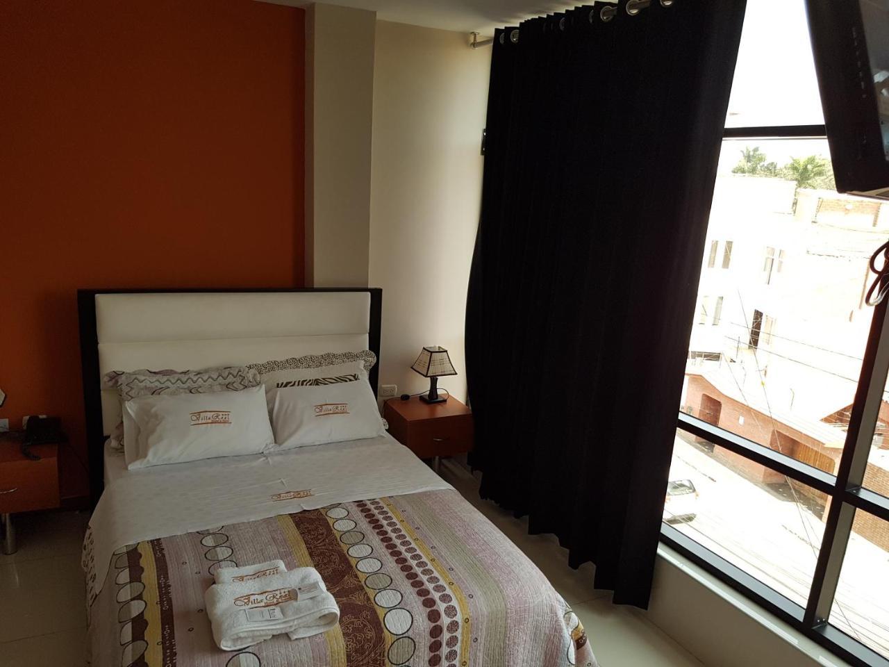 Villa Real Hotel & Suites Chiclayo Esterno foto
